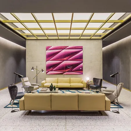 Mate Collection Gerard, Hotel
