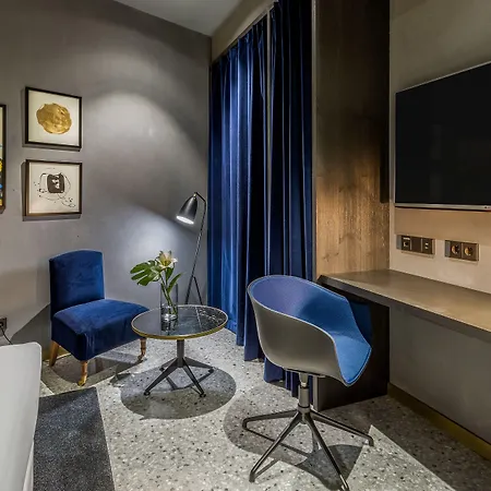 Mate Collection Gerard, Hotel 4*