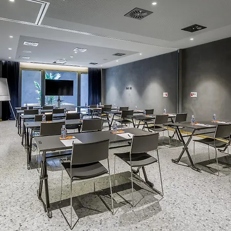 Mate Collection Gerard, Otel 4*