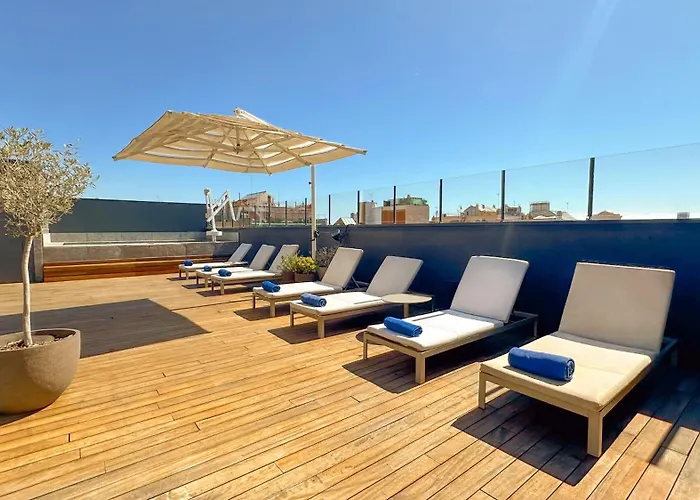 Mate Gerard 4* Barcelona